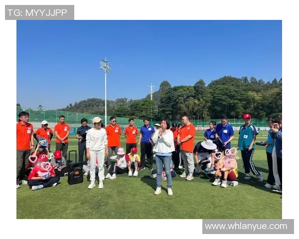 与飞盘同行的杨芳：探索她的运动生涯与心路历程